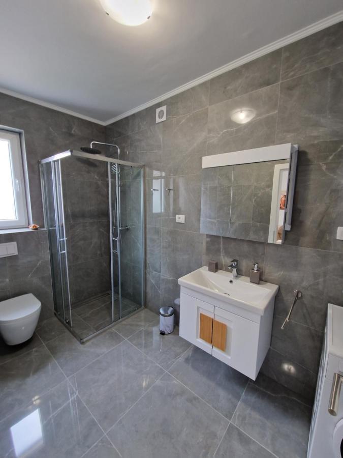 Apartament Emmi Nemira Omiš Zewnętrze zdjęcie